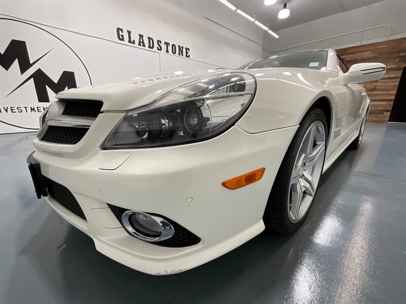 2012 Mercedes-Benz SL 550 Roadster Convertible / 5.5L V8 / 72K MILES  / Leather w. Heated & Cooled Seats - Photo 53 - Gladstone, OR 97027