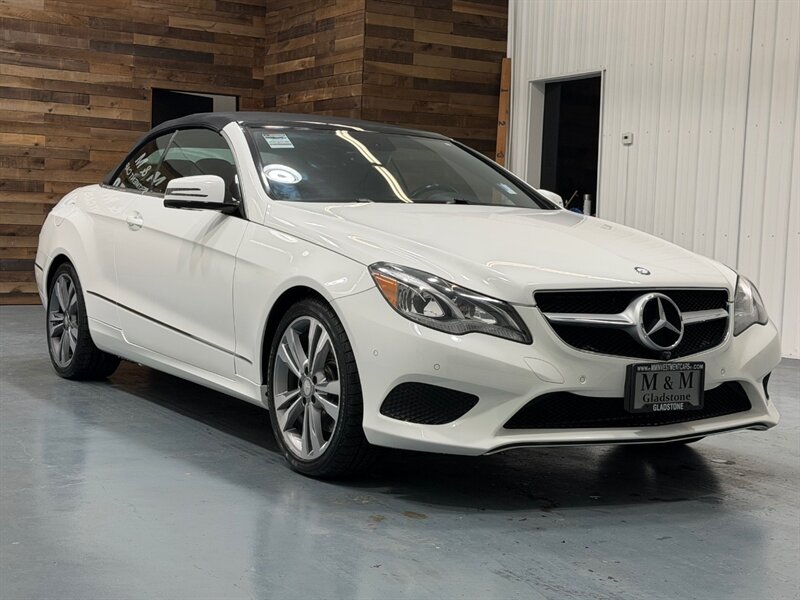 2014 Mercedes-Benz E 350 Convertible V6 / NEW TIRES / 81K MILES  /Backup Camera / Heated & Cooled Leather Seats - Photo 2 - Gladstone, OR 97027