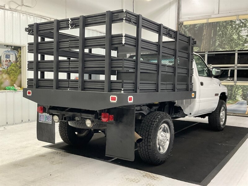 2001 Dodge Ram 2500 2-Door 4X4 / 5.9L DIESEL / 6-SPEED / TILT UP BED  / 1-OWNER LOCAL OREGON TRUCK / RUST FREE / FLAT BED TILT UP / STANDARD CAB / 158,000 MILES - Photo 10 - Gladstone, OR 97027