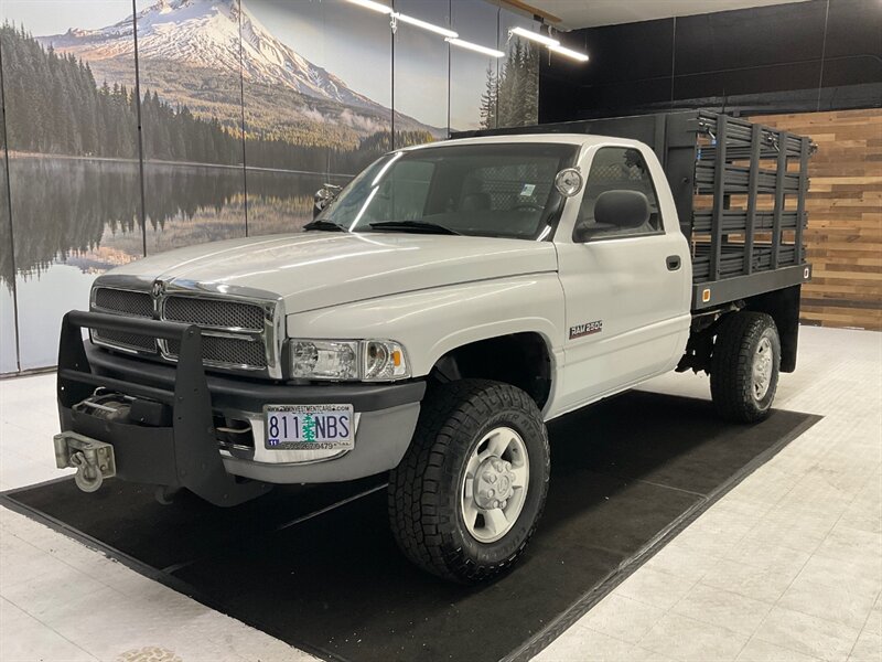 2001 Dodge Ram 2500 2-Door 4X4 / 5.9L DIESEL / 6-SPEED / TILT UP BED  / 1-OWNER LOCAL OREGON TRUCK / RUST FREE / FLAT BED TILT UP / STANDARD CAB / 158,000 MILES - Photo 25 - Gladstone, OR 97027