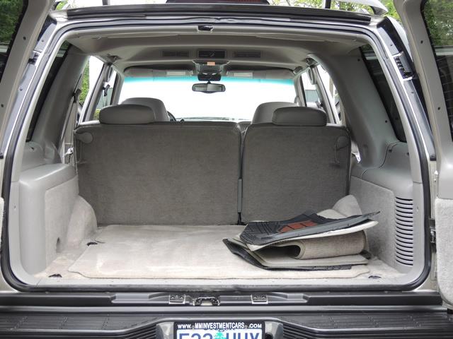 1999 GMC Yukon SLT / Sport Utility / 4X4 / Leather / Excel Cond   - Photo 16 - Portland, OR 97217