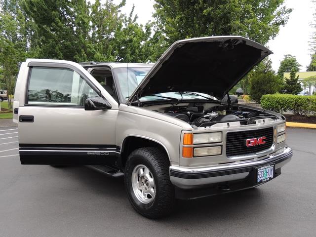 1999 GMC Yukon SLT / Sport Utility / 4X4 / Leather / Excel Cond   - Photo 22 - Portland, OR 97217