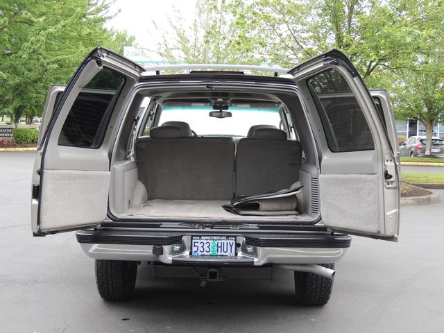 1999 GMC Yukon SLT / Sport Utility / 4X4 / Leather / Excel Cond   - Photo 17 - Portland, OR 97217