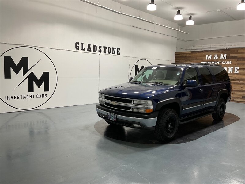 2002 Chevrolet Suburban 2500 LT 4X4 / 8.1L V8 / Leather / LOCAL / Sunroof  / ZERO RUST / 3RD ROW SEAT - Photo 25 - Gladstone, OR 97027