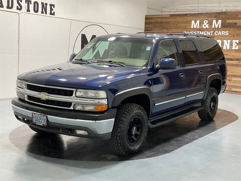 2002 Chevrolet Suburban 2500 LT 4X4 / 8.1L V8 / Leather / LOCAL / Sunroof  / ZERO RUST / 3RD ROW SEAT - Photo 55 - Gladstone, OR 97027