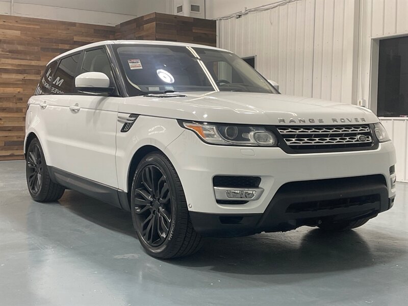 2016 Land Rover Range Rover Sport HSE Sport Utility AWD / V6 Supercharged 3.0L / Panoramic Sunroof / Blind Spot Alert / Heated Leather Seats / Upgraded Black Wheels - Photo 2 - Gladstone, OR 97027