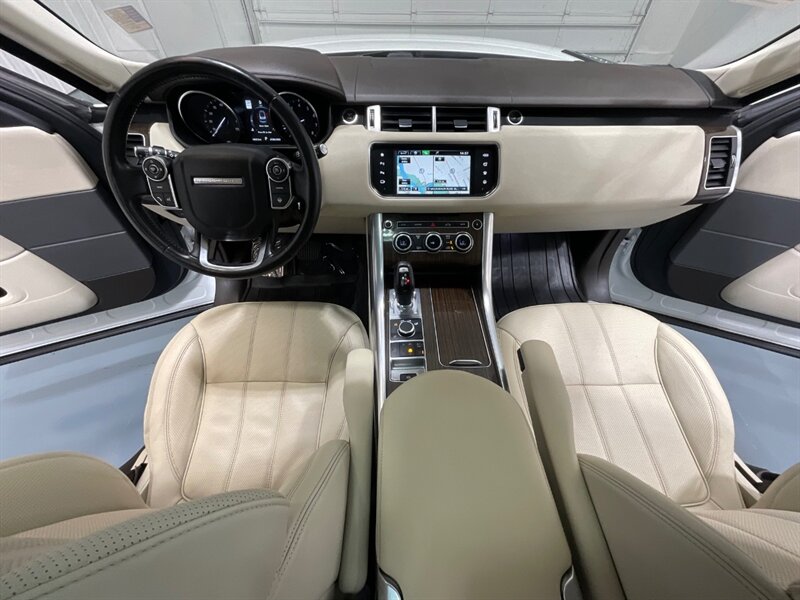 2016 Land Rover Range Rover Sport HSE Sport Utility AWD / V6 Supercharged 3.0L / Panoramic Sunroof / Blind Spot Alert / Heated Leather Seats / Upgraded Black Wheels - Photo 33 - Gladstone, OR 97027