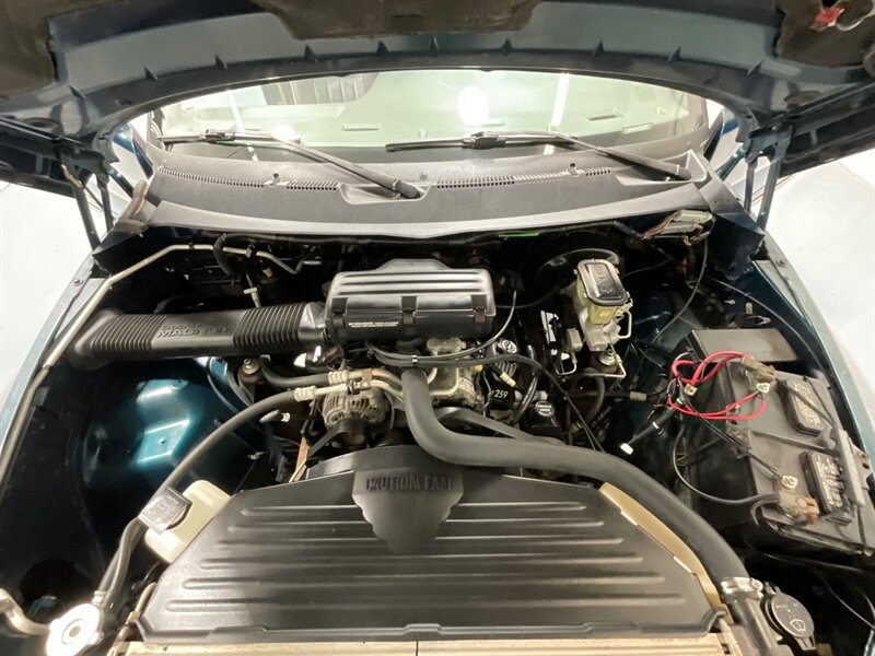 1994 Dodge Ram 2500 Laramie SLT Regular Cab 4X4 /5.2L V8/ 51,000 MILES  / ZERO RUST / LONG BED / BRAND NEW TIRES - Photo 42 - Gladstone, OR 97027