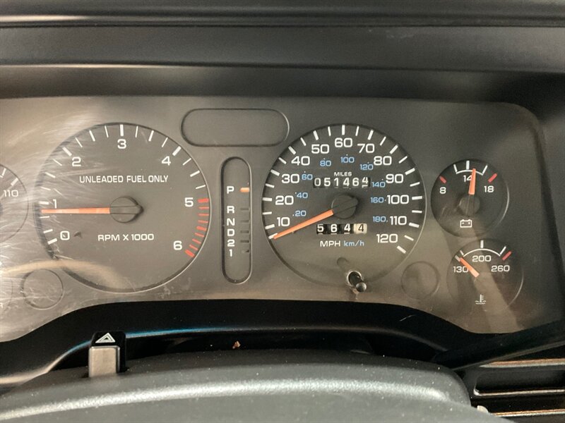 1994 Dodge Ram 2500 Laramie SLT Regular Cab 4X4 /5.2L V8/ 51,000 MILES  / ZERO RUST / LONG BED / BRAND NEW TIRES - Photo 45 - Gladstone, OR 97027