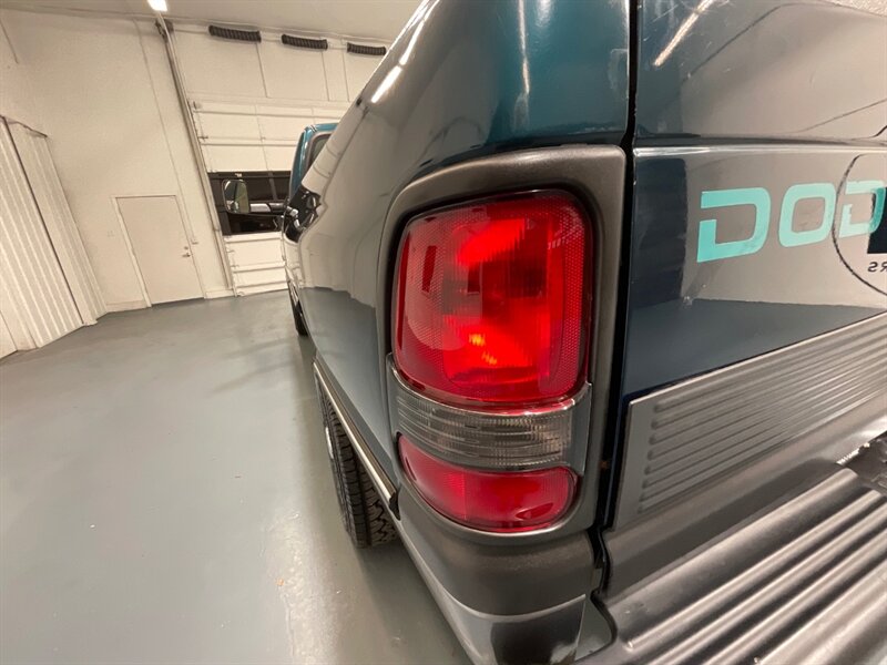 1994 Dodge Ram 2500 Laramie SLT Regular Cab 4X4 /5.2L V8/ 51,000 MILES  / ZERO RUST / LONG BED / BRAND NEW TIRES - Photo 28 - Gladstone, OR 97027