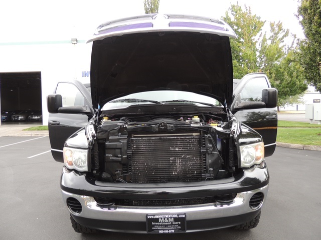 2004 Dodge Ram 2500 SLT / 4X4 / 5.9L Cummins Diesel / High Output   - Photo 32 - Portland, OR 97217