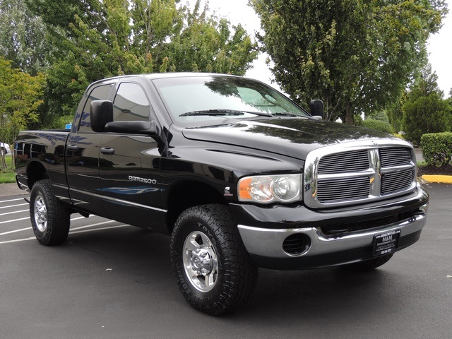 2004 Dodge Ram 2500 SLT / 4X4 / 5.9L Cummins Diesel / High Output   - Photo 2 - Portland, OR 97217