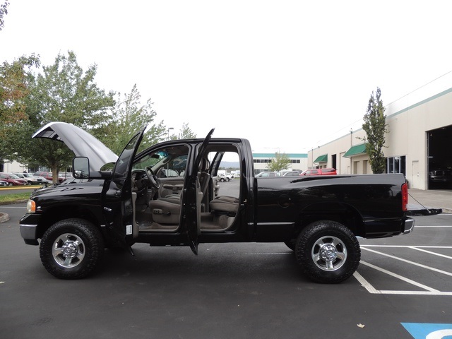 2004 Dodge Ram 2500 SLT / 4X4 / 5.9L Cummins Diesel / High Output   - Photo 26 - Portland, OR 97217