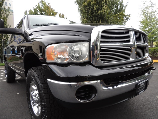 2004 Dodge Ram 2500 SLT / 4X4 / 5.9L Cummins Diesel / High Output   - Photo 10 - Portland, OR 97217