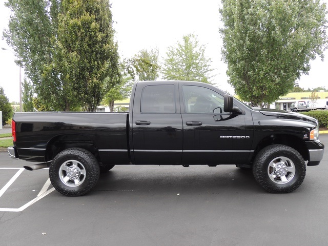 2004 Dodge Ram 2500 SLT / 4X4 / 5.9L Cummins Diesel / High Output   - Photo 4 - Portland, OR 97217