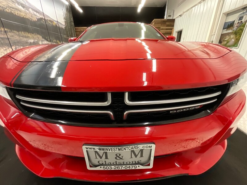 2017 Dodge Charger SE Sedan / V6 / 8-Speed Transmission /Remote Start  / LOCAL OREGON CAR / 48K Miles - Photo 11 - Gladstone, OR 97027