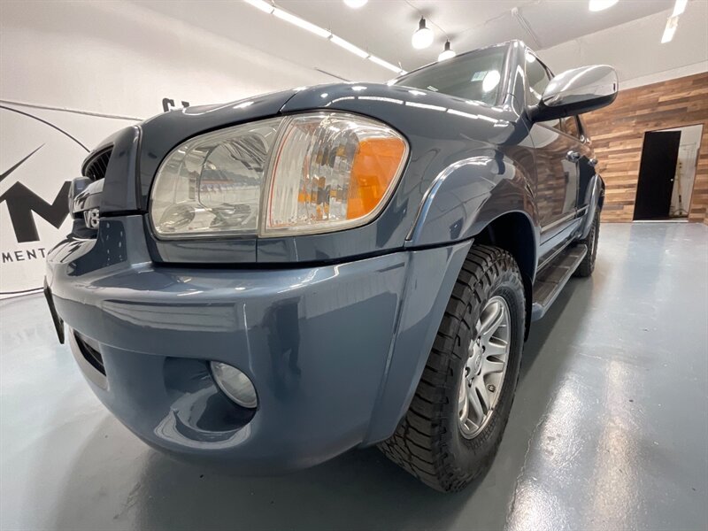 2007 Toyota Sequoia Limited 4X4 / 4.7L V8 / 3RD SEAT / FRSH TIMNG BELT  Leather w. Heated Seats / FRESH TIMING BELT SERVICE DONE - Photo 56 - Gladstone, OR 97027