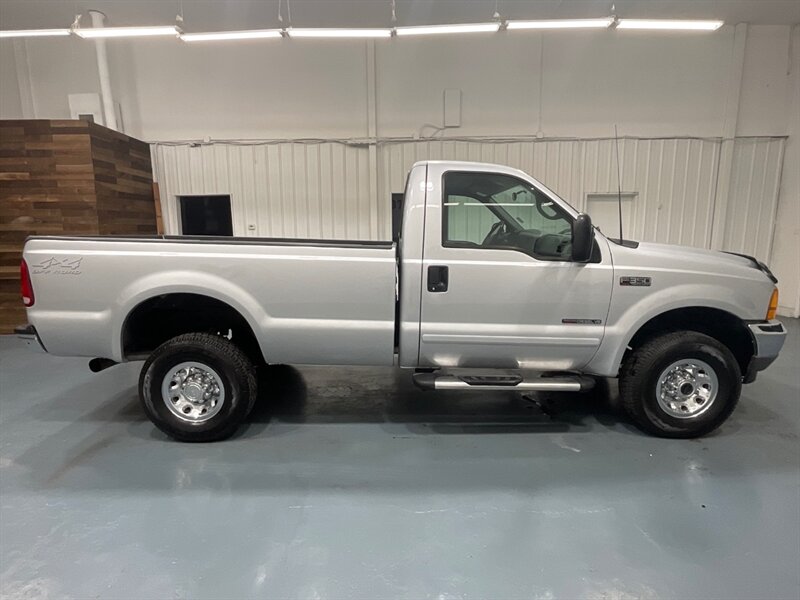 2001 Ford F-350 XLT Regular Cab 4X4 7.3L DIESEL / 73,000 MILES  / Long Bed / BRAND NEW TIRES / 1-TON SRW - Photo 4 - Gladstone, OR 97027