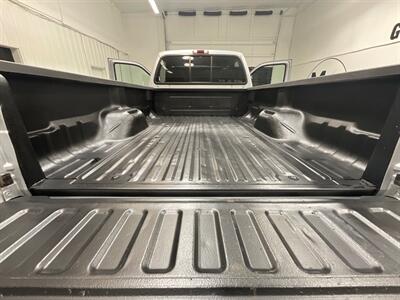2001 Ford F-350 XLT Regular Cab 4X4 7.3L DIESEL / 73,000 MILES  / Long Bed / BRAND NEW TIRES / 1-TON SRW - Photo 11 - Gladstone, OR 97027