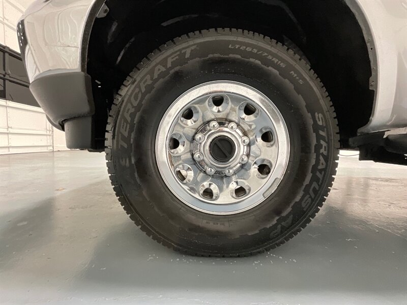 2001 Ford F-350 XLT Regular Cab 4X4 / 7.3L DIESEL / 72,000 MILES  / Long Bed / SRW / Brand New Tires / ZERO RUST - Photo 23 - Gladstone, OR 97027