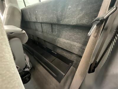 2001 Ford F-350 XLT Regular Cab 4X4 7.3L DIESEL / 73,000 MILES  / Long Bed / BRAND NEW TIRES / 1-TON SRW - Photo 36 - Gladstone, OR 97027