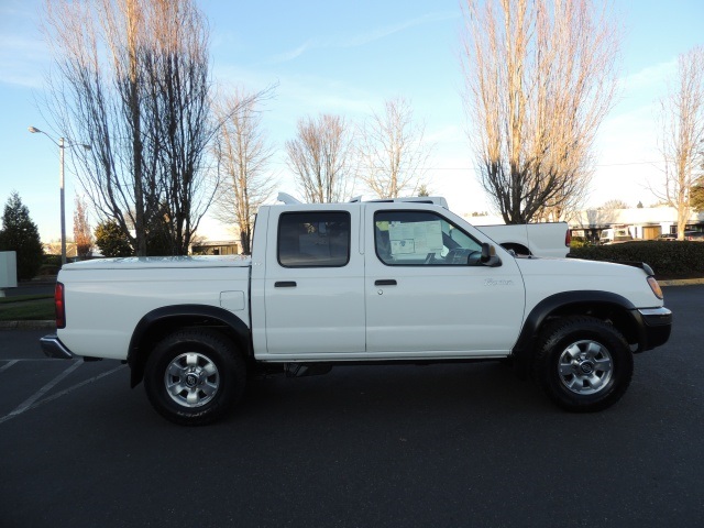 2000 Nissan Frontier SE CREW CAB 4 DOOR   - Photo 4 - Portland, OR 97217