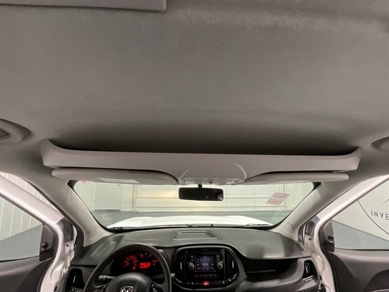 2019 RAM ProMaster City Tradesman CARGO VAN / 4-Door / 1-OWNER / 92K MILES  / Backup Camera - Photo 43 - Gladstone, OR 97027