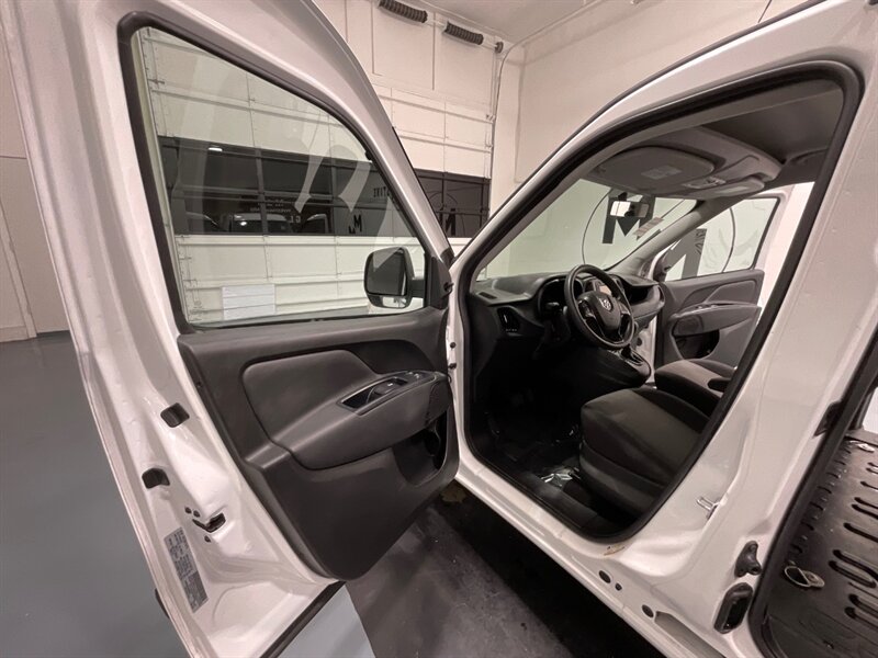 2019 RAM ProMaster City Tradesman CARGO VAN / 4-Door / 1-OWNER / 92K MILES  / Backup Camera - Photo 42 - Gladstone, OR 97027