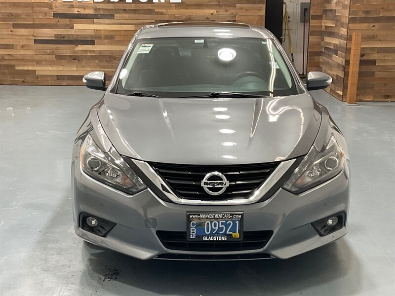 2017 Nissan Altima 3.5 SL / LOCAL  Excel Cond / 30,000 MILES   - Photo 5 - Gladstone, OR 97027