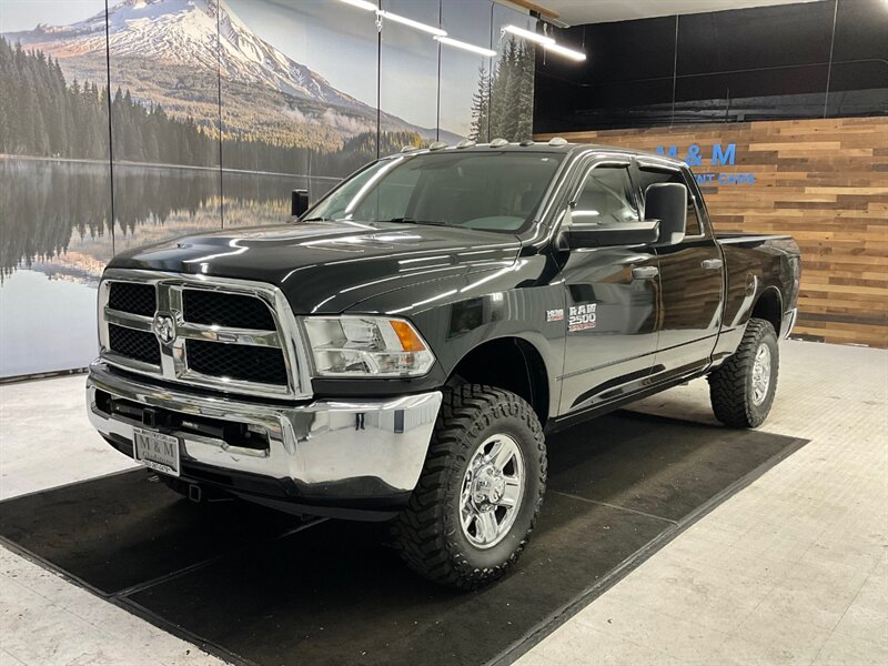 2017 RAM 2500 Tradesman Crew Cab 4X4 / 6.4L V8 HEMI / 1-OWNER  / LEVELED w. BRAND NEW 35 " MUD TIRES / Backup Camera / 1-OWNER / RUST FREE / 78,000 MILES - Photo 1 - Gladstone, OR 97027