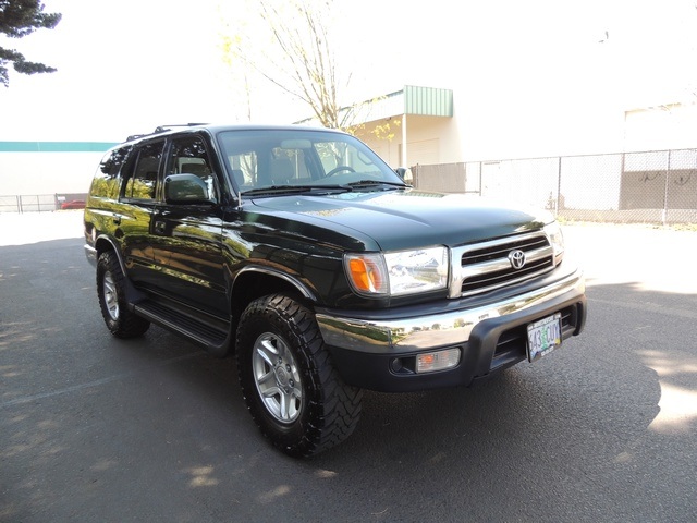 2000 Toyota 4Runner   - Photo 2 - Portland, OR 97217