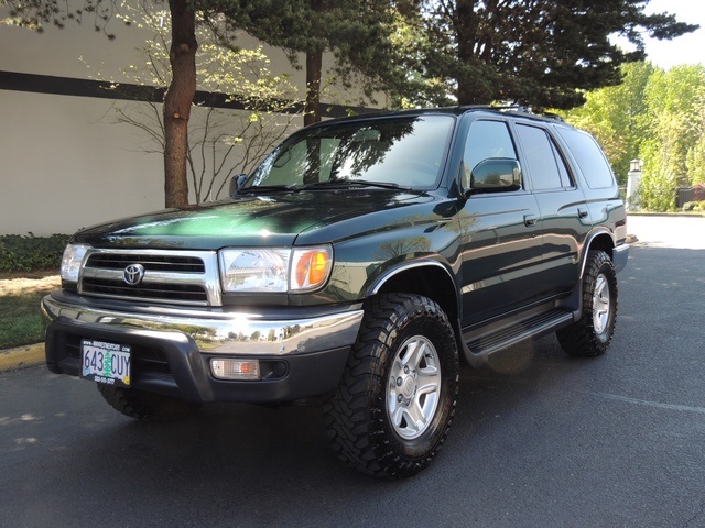 2000 Toyota 4Runner   - Photo 1 - Portland, OR 97217