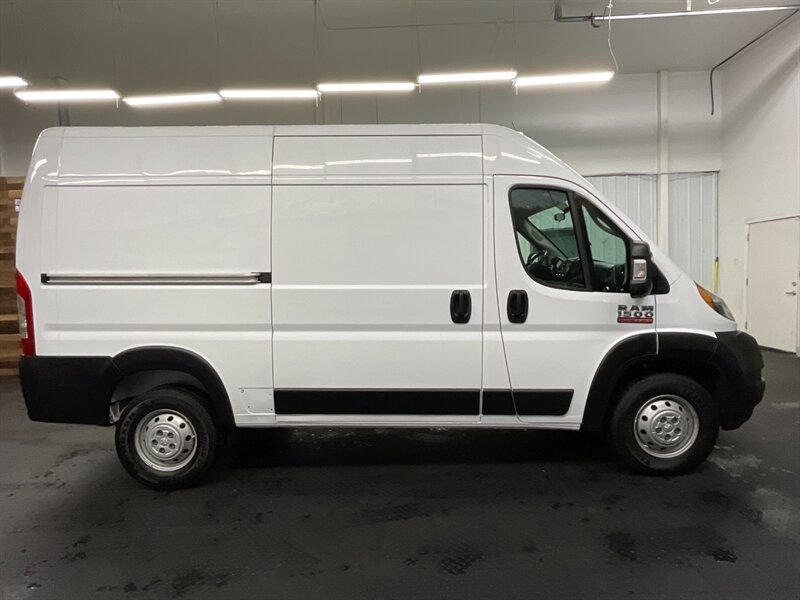 2020 RAM ProMaster 1500 CARGO VAN / HIGH ROOF / 53,000 MILES  Backup Camera / 3.6L V6 / CLEAN VAN - Photo 4 - Gladstone, OR 97027