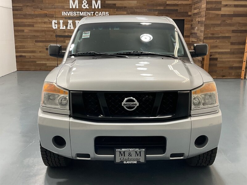 2011 Nissan Titan SV Crew Cab 4X4 / 5.6L V8 / Navi & backup Camera  / ZERO RUST - Photo 6 - Gladstone, OR 97027