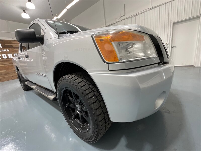 2011 Nissan Titan SV Crew Cab 4X4 / 5.6L V8 / Navi & backup Camera  / ZERO RUST - Photo 58 - Gladstone, OR 97027