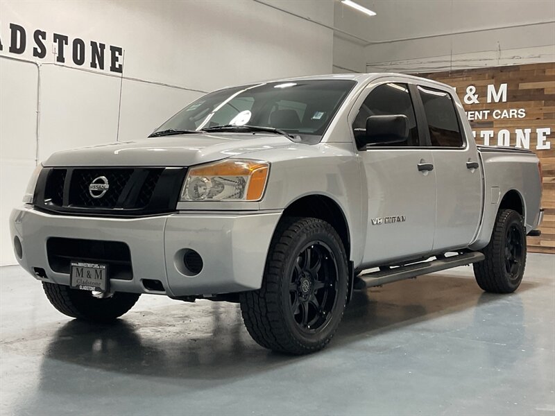 2011 Nissan Titan SV Crew Cab 4X4 / 5.6L V8 / Navi & backup Camera  / ZERO RUST - Photo 53 - Gladstone, OR 97027