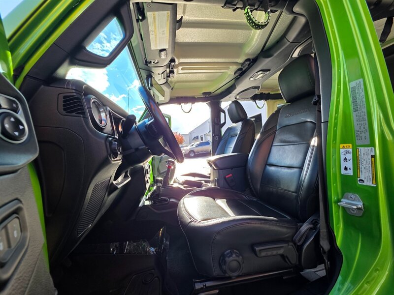 2018 Jeep Wrangler UNLIMITED SAHARA 4X4 LIFTED 6-SPEED 38K miles / Many Custom Upgrades / Very Low Miles / Suspension Lift / Bumpers / Winch / Fully Loaded - Photo 13 - Portland, OR 97217