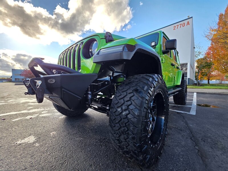 2018 Jeep Wrangler UNLIMITED SAHARA 4X4 LIFTED 6-SPEED 38K miles / Many Custom Upgrades / Very Low Miles / Suspension Lift / Bumpers / Winch / Fully Loaded - Photo 10 - Portland, OR 97217