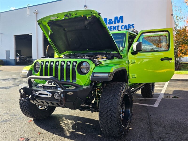 2018 Jeep Wrangler UNLIMITED SAHARA 4X4 LIFTED 6-SPEED 38K miles / Many Custom Upgrades / Very Low Miles / Suspension Lift / Bumpers / Winch / Fully Loaded - Photo 26 - Portland, OR 97217