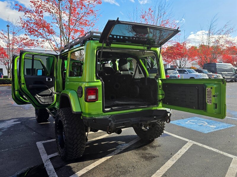 2018 Jeep Wrangler UNLIMITED SAHARA 4X4 LIFTED 6-SPEED 38K miles / Many Custom Upgrades / Very Low Miles / Suspension Lift / Bumpers / Winch / Fully Loaded - Photo 27 - Portland, OR 97217
