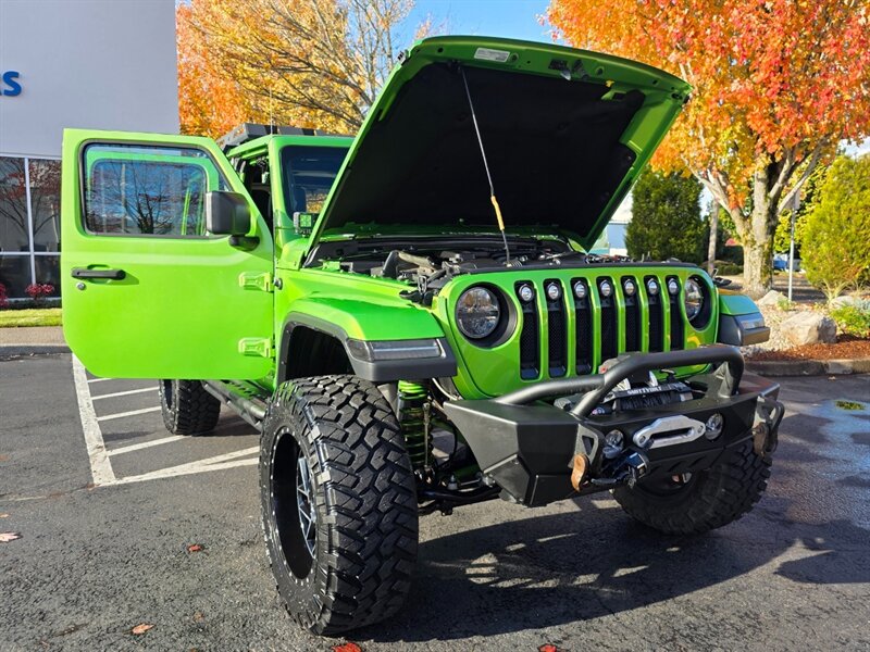 2018 Jeep Wrangler UNLIMITED SAHARA 4X4 LIFTED 6-SPEED 38K miles / Many Custom Upgrades / Very Low Miles / Suspension Lift / Bumpers / Winch / Fully Loaded - Photo 25 - Portland, OR 97217
