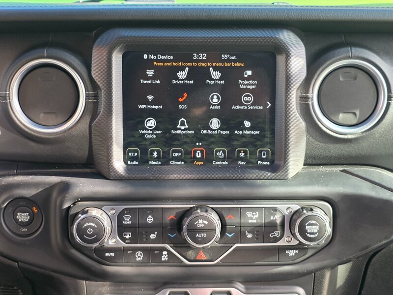2018 Jeep Wrangler UNLIMITED SAHARA 4X4 LIFTED 6-SPEED 38K miles / Many Custom Upgrades / Very Low Miles / Suspension Lift / Bumpers / Winch / Fully Loaded - Photo 19 - Portland, OR 97217