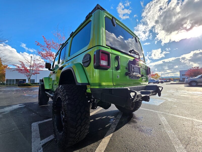 2018 Jeep Wrangler UNLIMITED SAHARA 4X4 LIFTED 6-SPEED 38K miles / Many Custom Upgrades / Very Low Miles / Suspension Lift / Bumpers / Winch / Fully Loaded - Photo 11 - Portland, OR 97217
