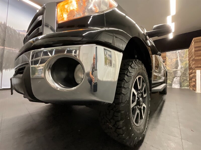 2012 Toyota Tundra TRD OFF RD CREW MAX / 4X4 / 5.7L / NEW BF GOODRICH  NEW TIRES / TRD OFF RD / CREW MAX / CLEAN CLEAN - Photo 9 - Gladstone, OR 97027