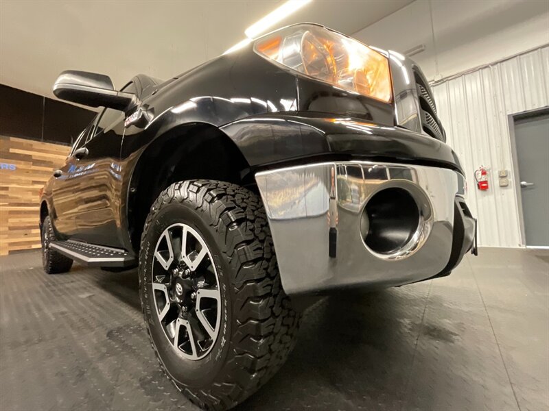 2012 Toyota Tundra TRD OFF RD CREW MAX / 4X4 / 5.7L / NEW BF GOODRICH  NEW TIRES / TRD OFF RD / CREW MAX / CLEAN CLEAN - Photo 10 - Gladstone, OR 97027