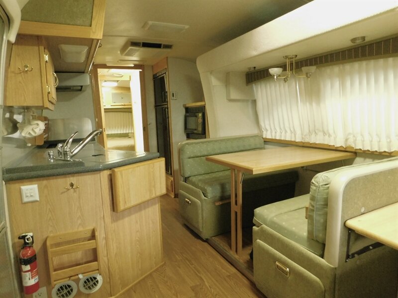 2006 Airstream Rt Classic Series M-30 / 31 Ft w/ Slide Out/75Th A Classic Series M-30   - Photo 34 - Gladstone, OR 97027