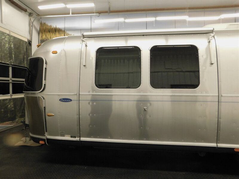 2006 Airstream Rt Classic Series M-30 / 31 Ft w/ Slide Out/75Th A Classic Series M-30   - Photo 47 - Gladstone, OR 97027