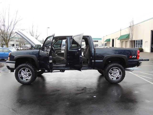 2007 Chevrolet Silverado 1500 Classic LT / Crew Cab / 4X4 / LIFTED LIFTED   - Photo 26 - Portland, OR 97217