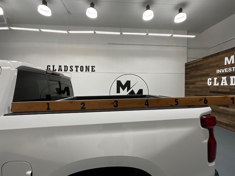 2019 Chevrolet Silverado 1500 RST Crew Cab 4X4 / Z71 OFF RD / Leather /1-OWNER  / ZERO RUST - Photo 9 - Gladstone, OR 97027