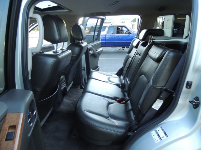 2005 Nissan Pathfinder LE / 4X4 / 3RD Seat / Navigation / 22-inch Wheels   - Photo 21 - Portland, OR 97217